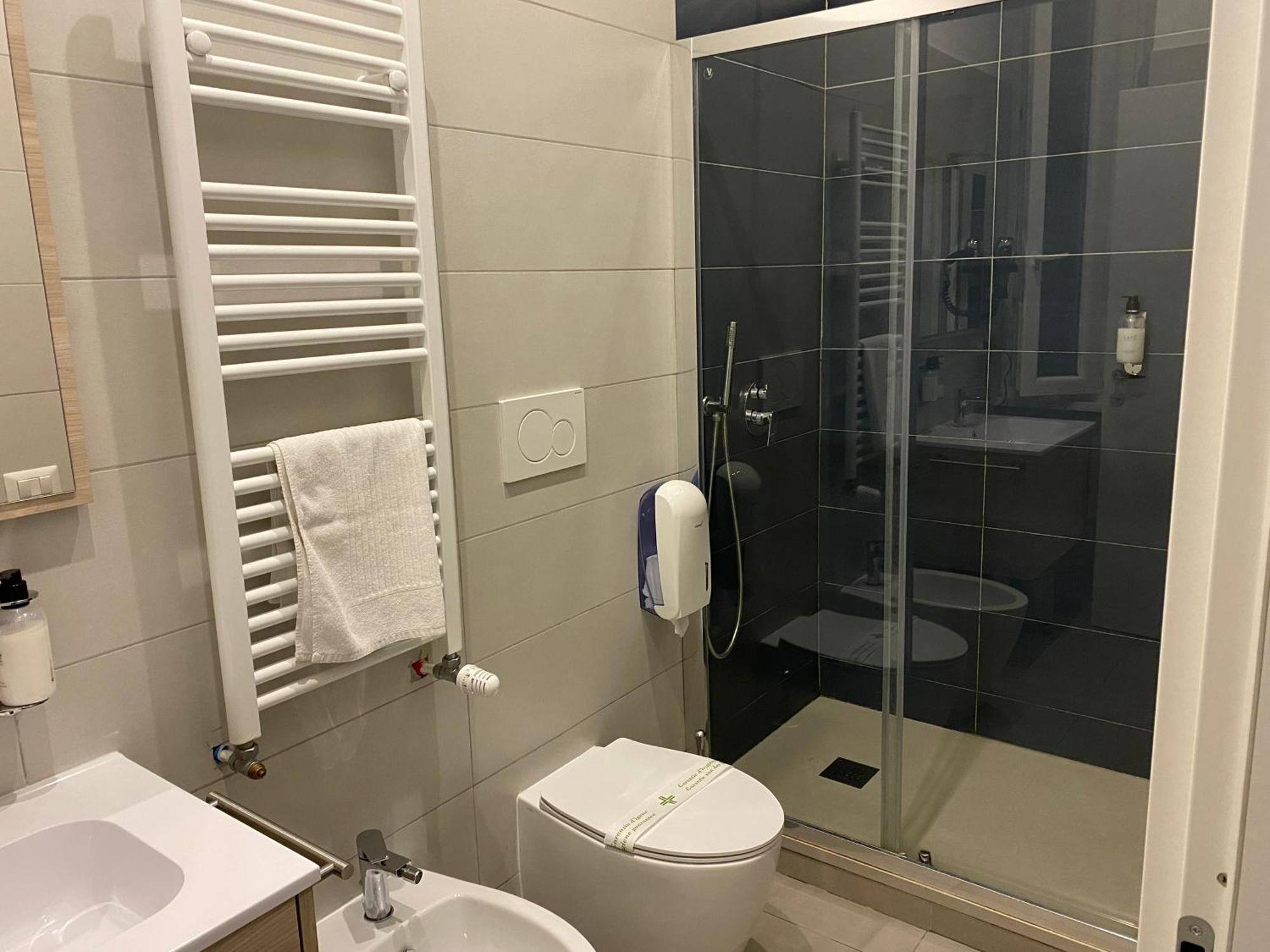 Hotel Casa Cecilia à Rome Extérieur photo